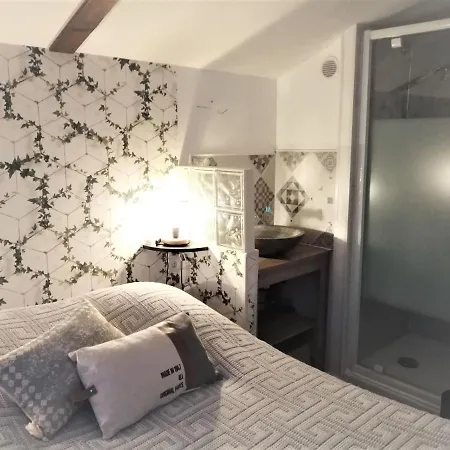 Country house La Du Cardinal