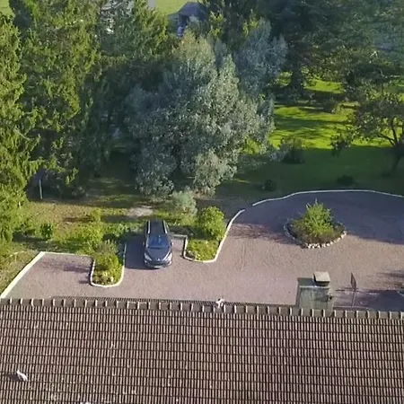 Country house La Du Cardinal